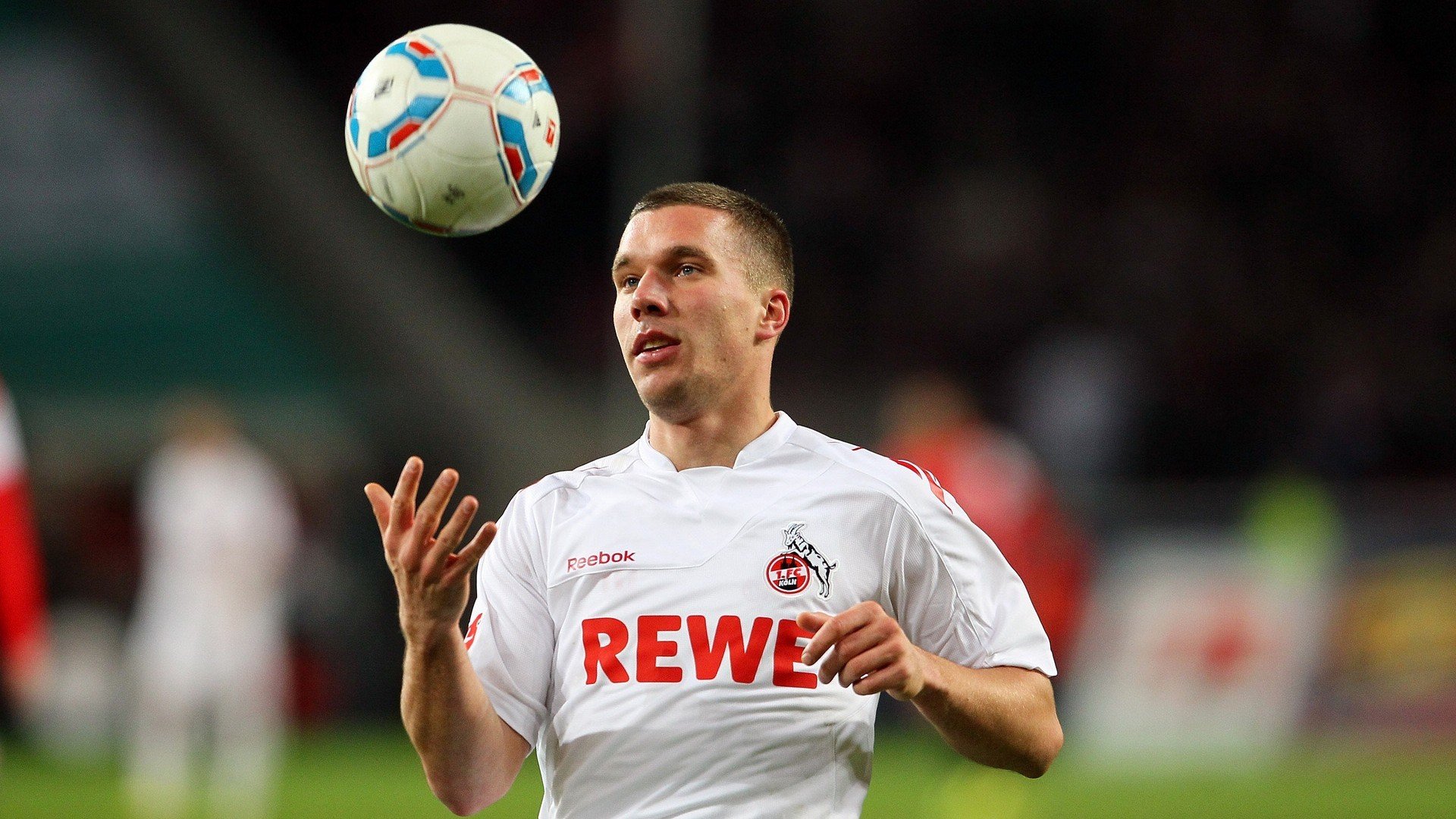 Scout回归赛场，逆转首场状态亮眼，利物浦观众沸腾！